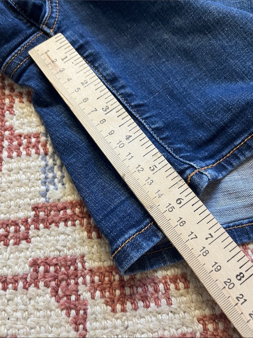 Pilcro and the Letterpress Anthropologie Denim Shorts Size 27 Blue EUC - Picture 4 of 9